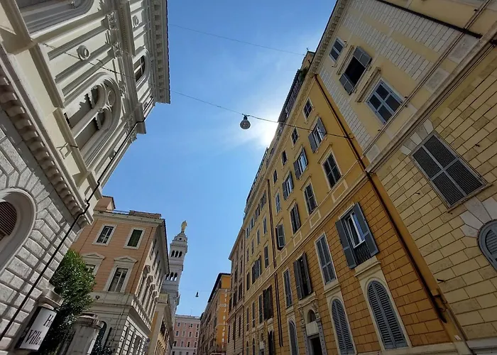 Piccola Piazza Della Liberta ローマ