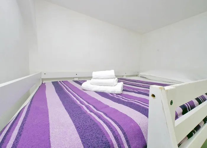 Piccola Piazza Della Liberta * ローマ