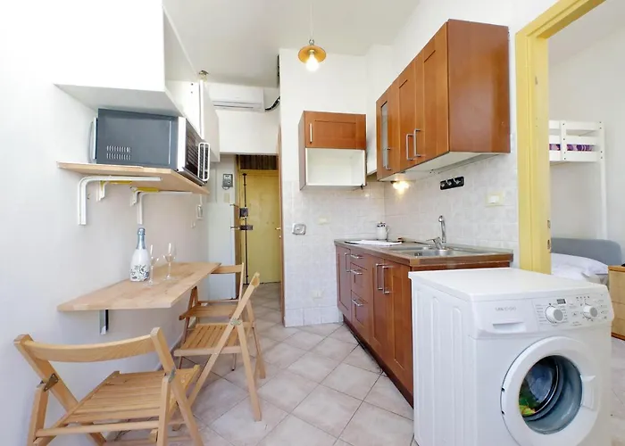 Piccola Piazza Della Liberta アパート